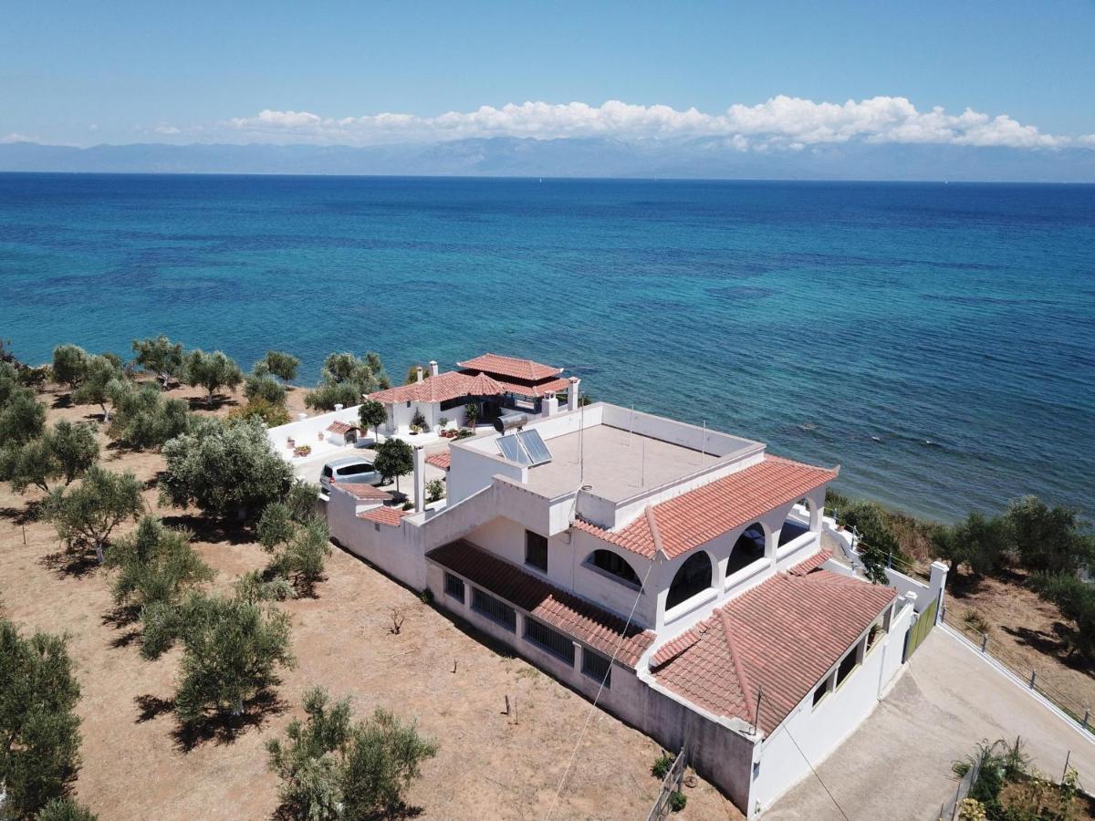 Apartamento El Mar Kómboi Exterior foto